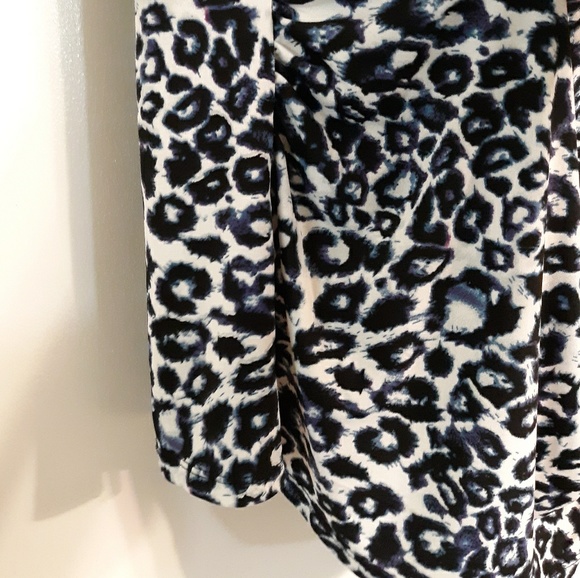JONATHAN MARTIN ANIMAL PRINT COWL NECK TOP,  XL - Picture 2 of 5